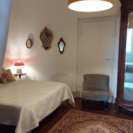 Aparthotel Le Logis De Saint Cyr Issoudun Esterno foto