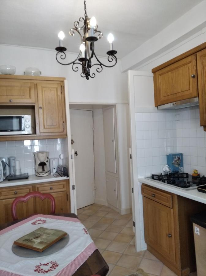 Aparthotel Le Logis De Saint Cyr Issoudun Esterno foto