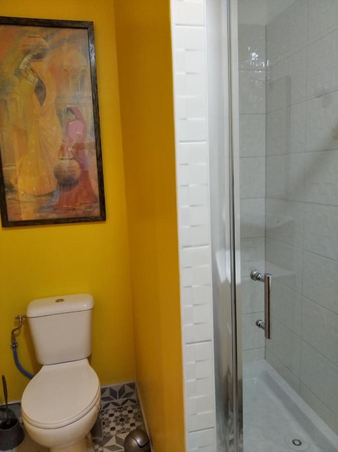 Aparthotel Le Logis De Saint Cyr Issoudun Esterno foto