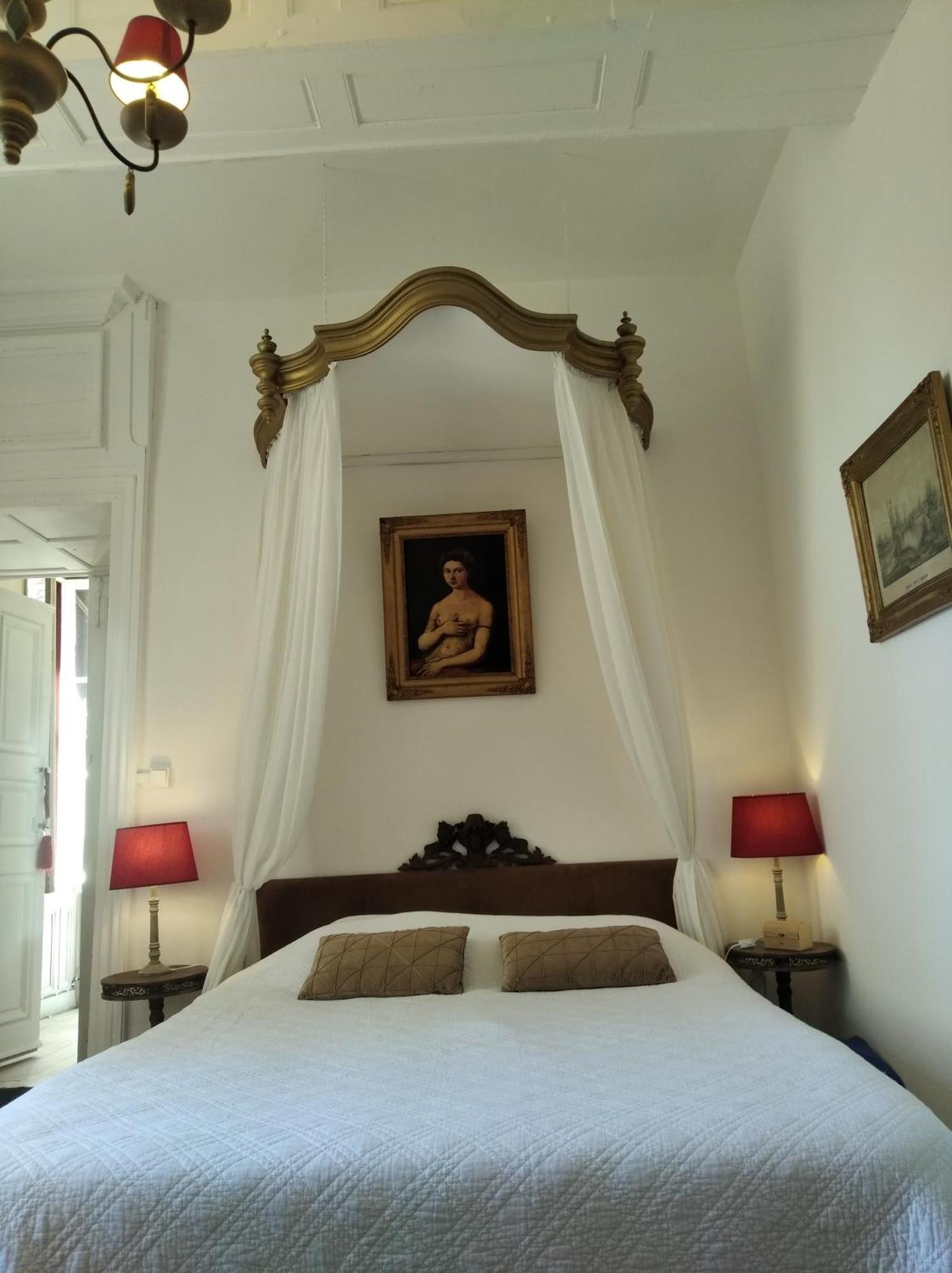 Aparthotel Le Logis De Saint Cyr Issoudun Esterno foto